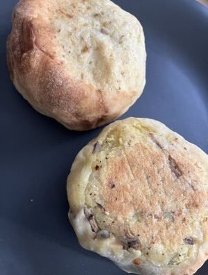 vegan bakery nyc - Yonah Schimmel's Knish Bakery